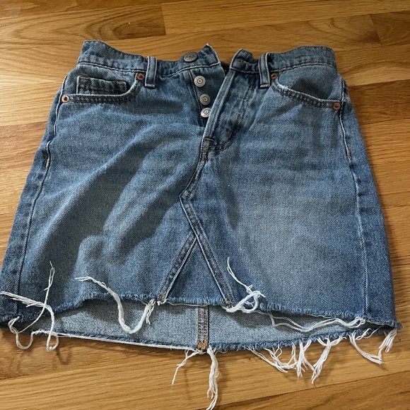 Jean Skirt - Picture 1 of 3